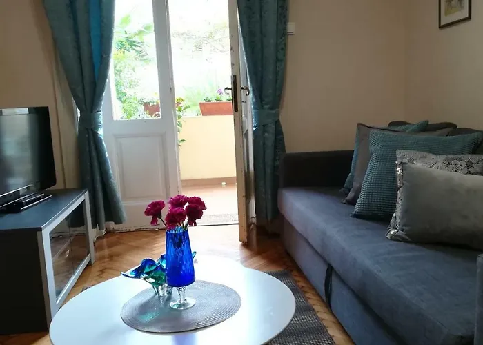 Apartamento Tina *