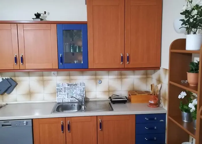 Tina Apartamento *